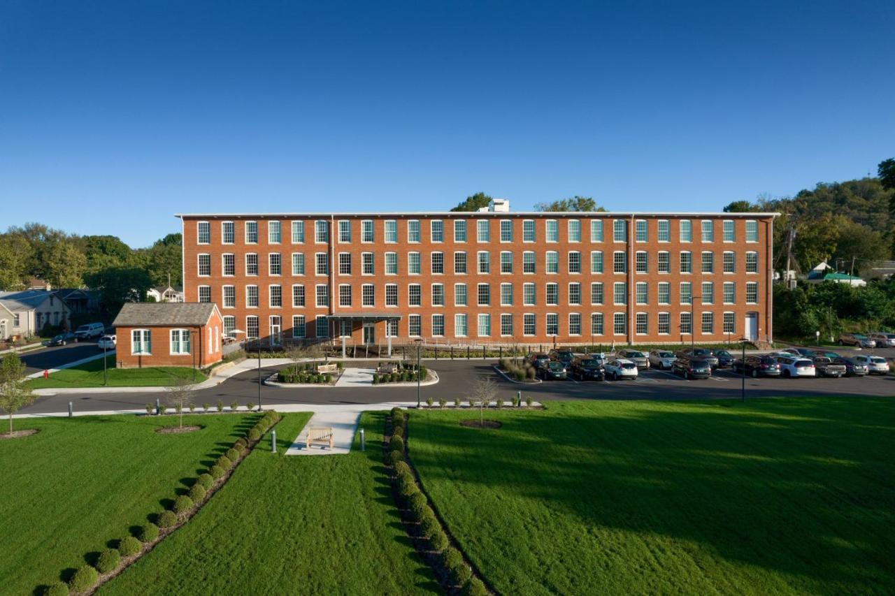 Fairfield Inn & Suites Madison Historic Eagle Cotton Mill Esterno foto