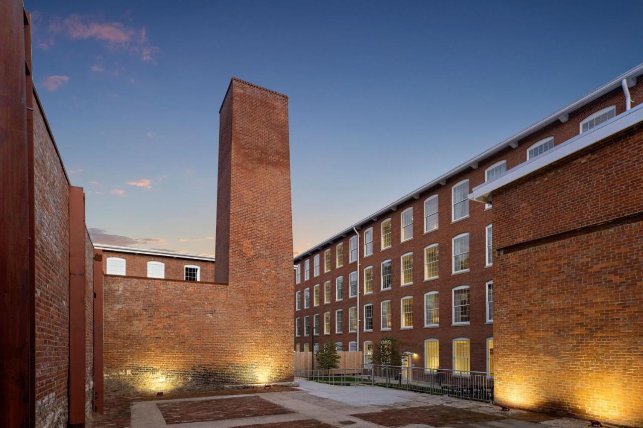 Fairfield Inn & Suites Madison Historic Eagle Cotton Mill Esterno foto