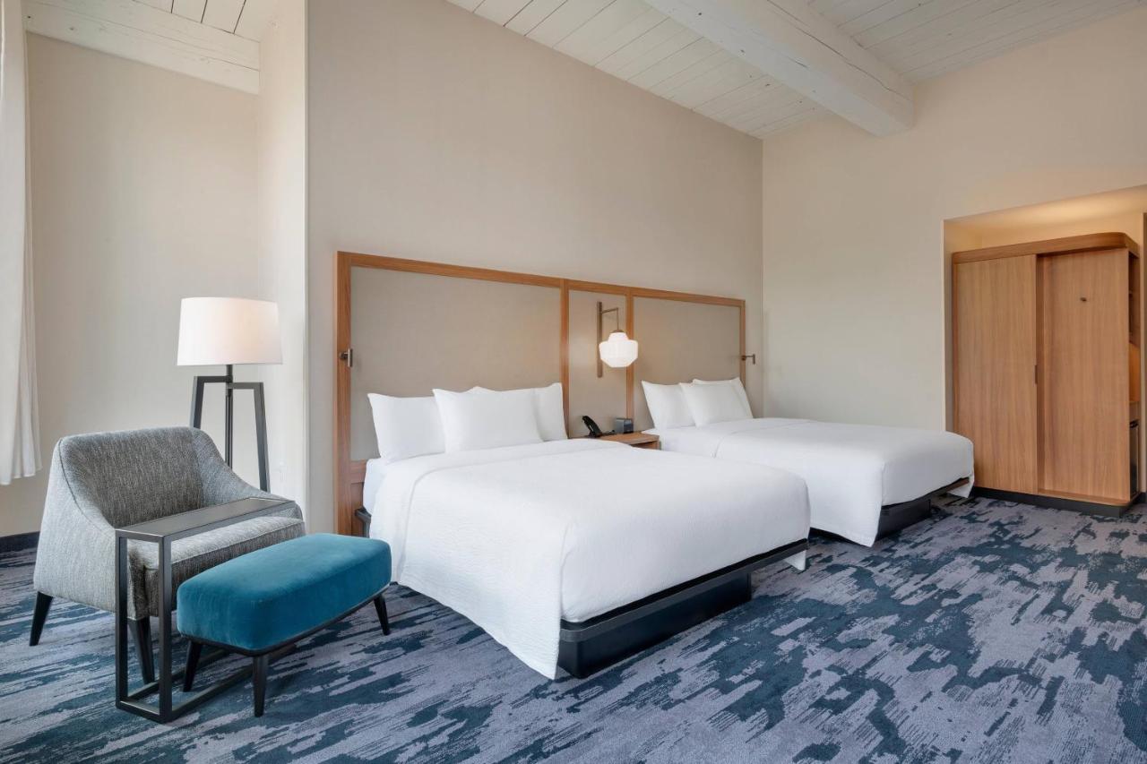Fairfield Inn & Suites Madison Historic Eagle Cotton Mill Esterno foto