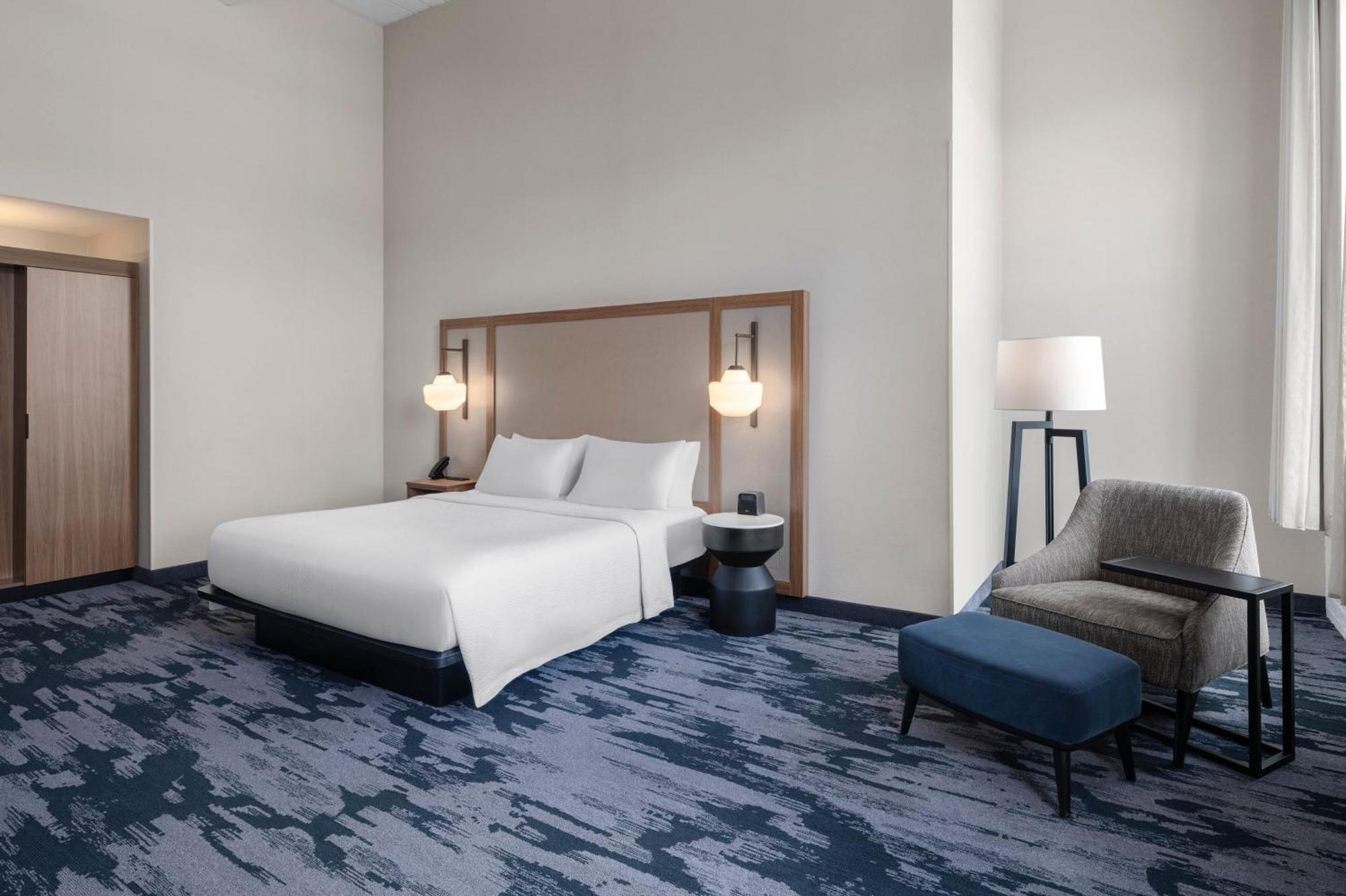 Fairfield Inn & Suites Madison Historic Eagle Cotton Mill Esterno foto