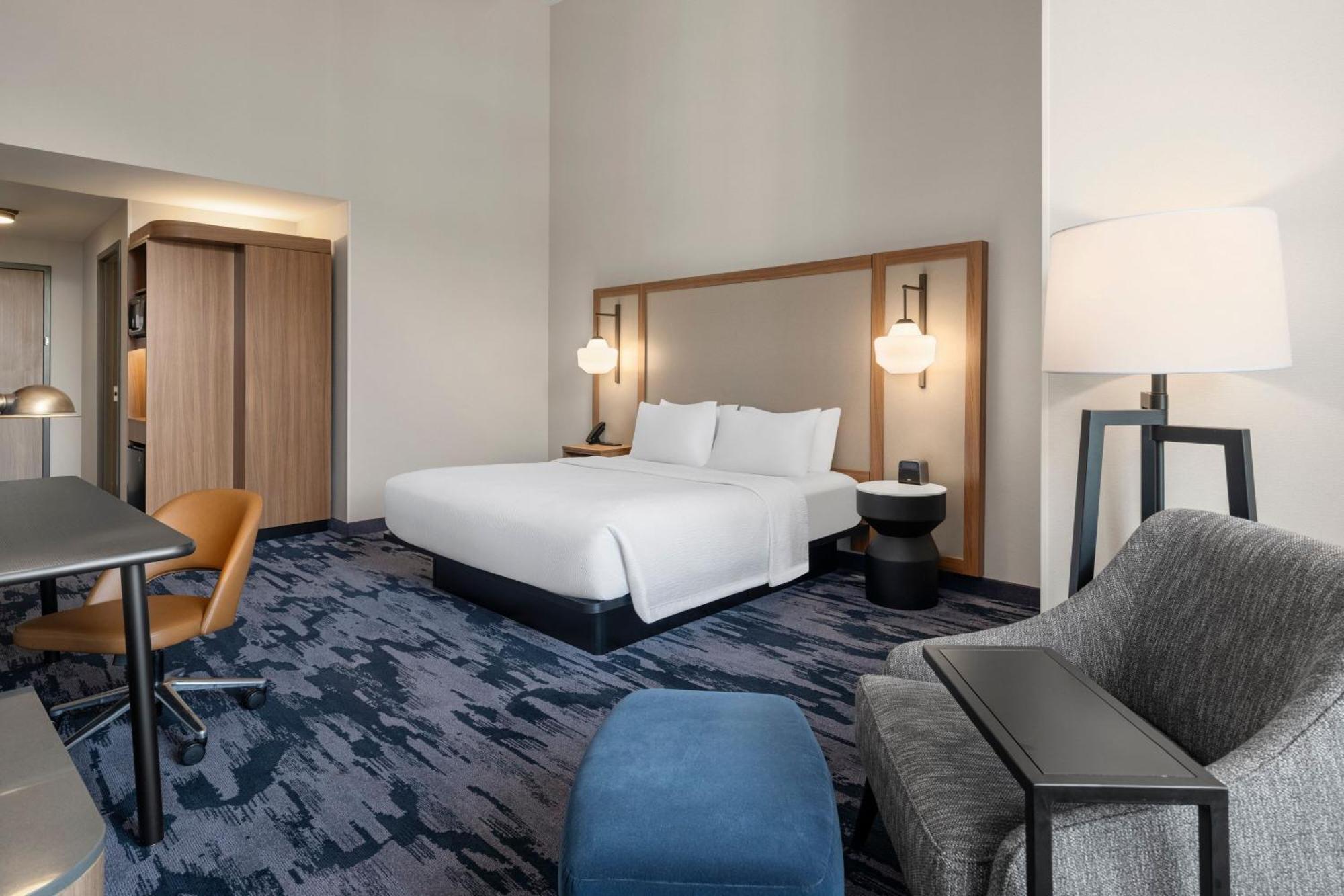 Fairfield Inn & Suites Madison Historic Eagle Cotton Mill Esterno foto